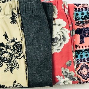 🌻Bundle of Rue 21 Leggings.